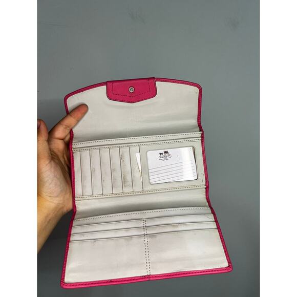 Y2K Coach Hot Pink Ashley TriFold Pleated Wallet - Picture 3 of 6